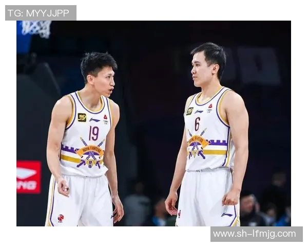 北京北控与浙江激战正酣争夺篮球赛季关键胜利之战