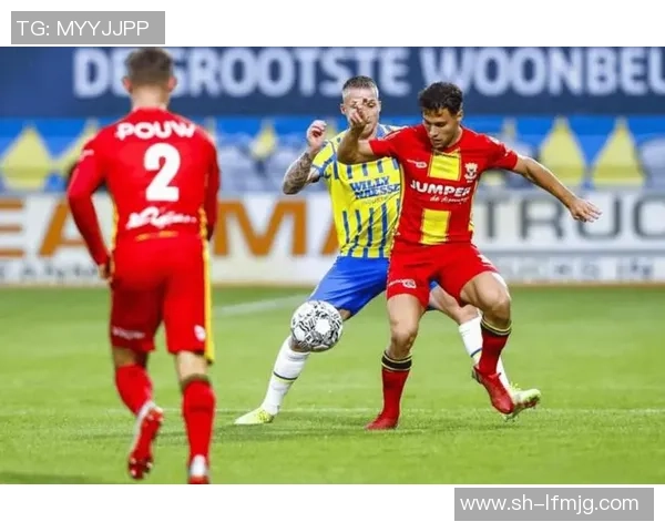 葡萄牙球队与里昂的精彩对决揭示足球战术与技术的完美结合